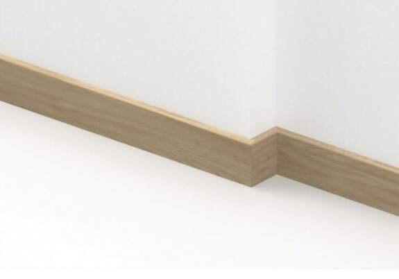 Eiken plinten